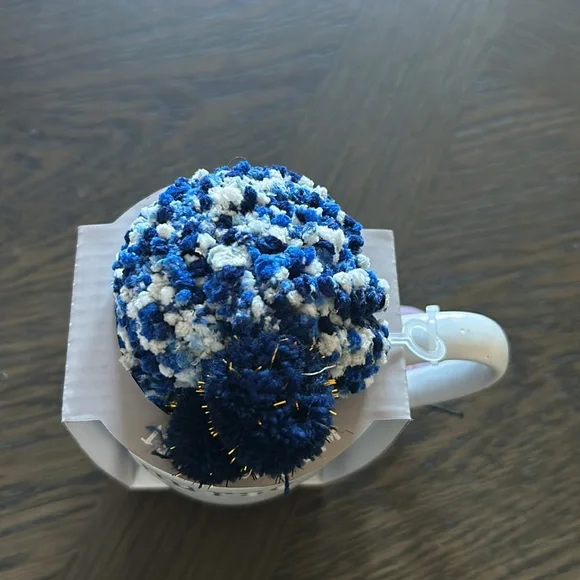 Sheffield Home White Nurse Mug with Blue Pom Pom Lid - Picture 3 of 6